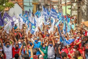 Neto Evangelista inicia campanha descumprido medidas de prevenção à Covid-19