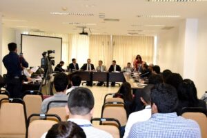 Votação de empréstimo para precatórios fica para próxima semana