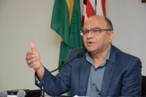 Chico Gonçalves melindra Carlos Brandão e Flávio Dino em crítica a Duarte Júnior