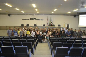 Estudantes de Direito do IESF participam do projeto ‘Conhecendo o TCE’