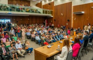 Alema, Estado e Famem orientam prefeitos sobre pacto para retomada de obras inacabadas