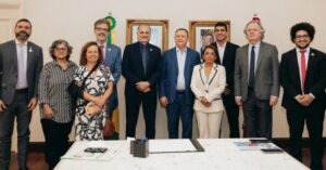 Brandão dialoga com Ebserh para federalizar o Hospital Macrorregional de Pinheiro