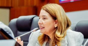 Iracema Vale parabeniza Andreia Rezende pela eleição à Vice-Presidência da Assembleia