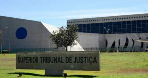 Antagonista: Os constrangimentos coletivos do STJ