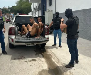 Polícia prende dupla suspeita de roubar joalheria em shopping de São Luís
