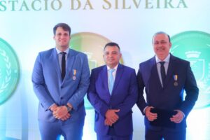 Orleans Brandão recebe Medalha Simão Estácio da Silveira, maior honraria da Câmara Municipal de São Luís
