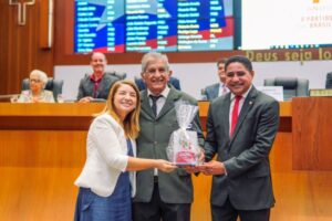Assembleia realiza sessão solene em homenagem aos 44 anos do PT