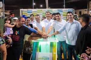 Fernando Braide acompanha início dos serviços de requalificação de quadra poliesportiva no Coroadinho