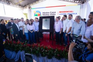 Weverton Rocha participa de entrega de 500 residênciais do programa Minha Casa, Minha Vida, em Timon