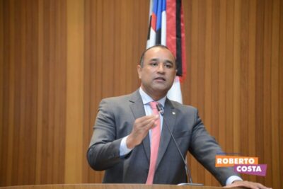 Deputado Roberto Costa detona Simplício Araújo