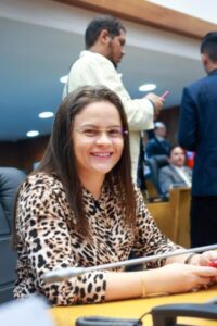 Fabiana Vilar propõe projeto para incentivar aleitamento materno