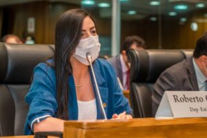 Daniella Tema quer que TCE fiscalize transparência da folha de pagamento de Tuntum