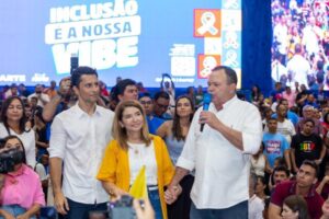Iracema Vale prestigia convenção que oficializa candidatura de Duarte Júnior a prefeito de São Luís
