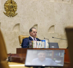 STF reconhece competência de governadores e prefeitos para decretar isolamento social