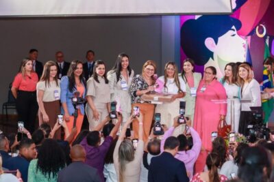 Presidente Iracema Vale e Daniella entregam equipamentos para Procuradorias da Mulher de Câmaras Municipais