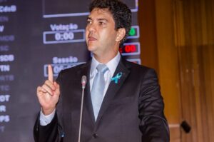 Braide abandona perfil de 2016 e vai às urnas em 2020 carregado pelo PDT, Roseana Sarney, bolsonaristas e ex-aliados de Dino
