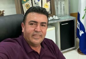 Ação contra licitação suspeita de R$ 33,4 milhões de Edvan Brandão trava com juiz de Bacabal