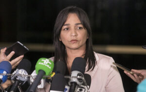 Eliziane reclama de interferência do STF na CPMI do 8/1