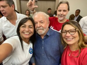 Lula tenta se aproximar dos evangélicos e Eliziane pode parar em ministério