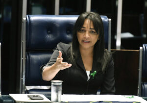 Cidadania, de Eliziane, defende terceira via para 2022 e critica os governos Lula, Dilma e Bolsonaro
