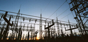 Queda de energia foi ocasionada por falha em linha de transmissão