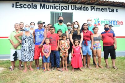 Acompanhado da deputada Dr Thaíza, prefeito Luciano reinaugura 7 escolas totalmente reformadas