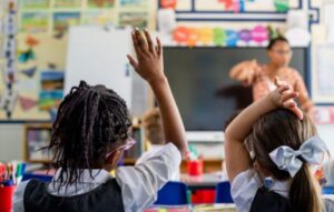 Lei de Mical garante aos pais veto a atividades de gênero nas escolas dos filhos