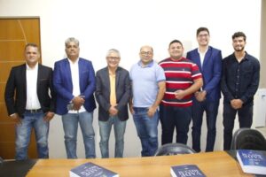 Após reeleição histórica, Eudes Barros dialoga com vereadores eleitos e reeleitos