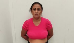 Presa mulher que disparou contra o marido, errou e matou jovem DJ em Timon