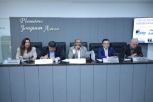 Jorge Marú Solicita Linha de Ônibus para o Parque Guarujá
