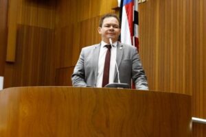 Rafael deixa a liderança do governo na Assembleia e destaca sua atuação na função