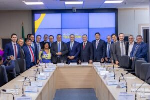 DNIT oficializa início de revitalização na BR-135/MA