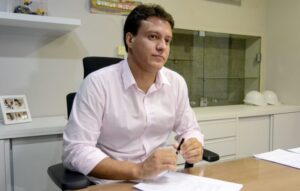 MP apura se houve acerto de comissão de 5% em pregão da Seduc