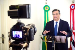 Plano emergencial de Dino é formado por promessas antigas e obras intermináveis