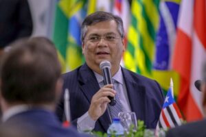 Sem transparência, Flávio Dino segue escondendo agenda oficial