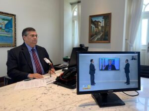 Covid-19: Justiça dá 3 dias para governo Dino explicar falta de transparência