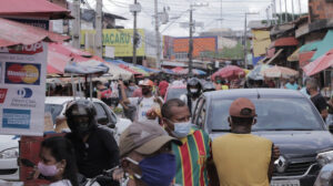 Lockdown funciona bem no centro e bairros nobres de São Luís, mas é ignorado nas periferias