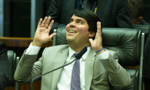 Alexandre Padilha confirma que André Fufuca vai assumir ministério