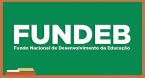 Governo Bolsonaro reduz investimento per capita do Fundeb