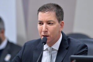 MPF denuncia Glenn Greenwald e mais 6 sob acusação de hackear autoridades