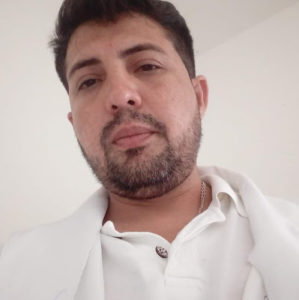 Saiba quem é o enfermeiro que comemorou com foguetes a morte do prefeito de Santa Quitéria/MA