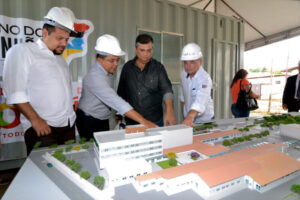 No Dia da Mentira, relembre uma das promessas de Dino e Edivaldo para São Luís