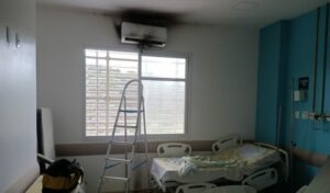 HSE diz, em nota, que sua equipe controlou incêndio, mas imagens desmentem