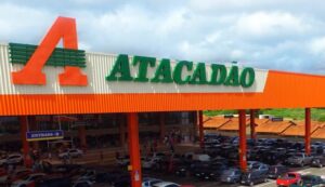 Atacadão é condenado por não prestar ajuda a empregada que passou mal