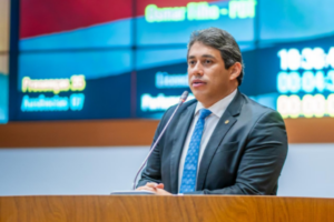 Vídeo: Deputado da base de Brandão declara apoio a Braide