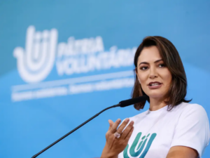 Michelle Bolsonaro receberá medalha da Câmara de ITZ em São Luís