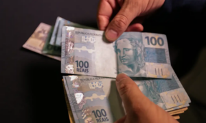 Novo mínimo injetará R$ 69,9 bilhões na economia, diz Dieese