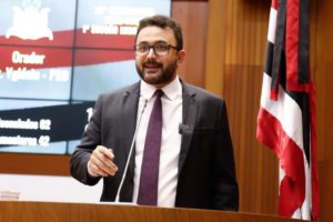 Yglésio repúdia disseminação de fake news na Internet