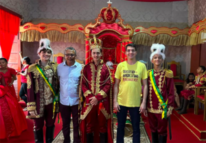 Fernando Braide prestigia Festa do Divino, em Alcântara