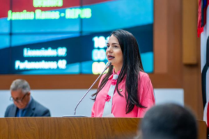 Janaína Ramos anuncia obras de infraestrutura em ruas de Imperatriz